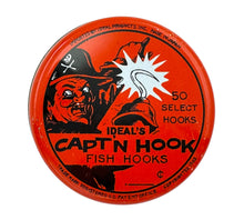 Cargar imagen en el visor de la galería, IDEALS JAPAN CAPTAIN HOOK SNELLED FISHING HOOKS ANTIQUE TIN with RETRO GRAPHICS 2