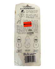 Load image into Gallery viewer, BACK PACKAGE VIEW OF BAGLEY LURES DIVING SMOO MUSKY Fishing Lure in HOT GREEN on CHARTREUSE