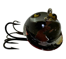 Load image into Gallery viewer, Nose Tie View of CREEK CHUB RIVER RUSTLER Fishing Lure in PIKE SCALE. Antique CCBCO Bait.