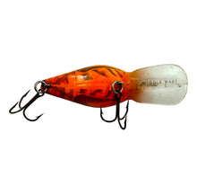 Load image into Gallery viewer, Belly View of STORM LURES WIGGLE WART Fishing Lure in V-209 NATURISTIC RED CRAWFISH