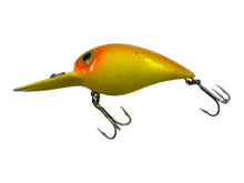 Load image into Gallery viewer, Left Facing View of STORM LURES WIGGLE WART Fishing Lure in CHARTREUSE