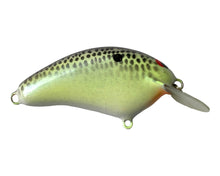 Load image into Gallery viewer, Handmade Bass Lures • BRIAN'S BEES CRANKBAITS THICK FLAT SIDE ROUND BILL Fishing Lure • BLUE BACK/SCALE SPARKLE