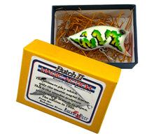 Charger l'image dans la galerie, ARCADIA REEF BUTCH II MAGIC ACTION Wood Fishing Lure • CHART BLUSH (Chātoburasshu)