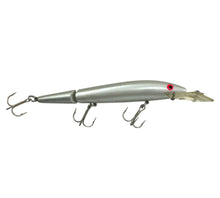 Cargar imagen en el visor de la galería, REBEL FASTRAC JOINTED MINNOW VINTAGE FISHING LURE IN SILVER SHADOW R