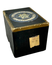 Charger l'image dans la galerie, G H MANSFIELD BRAIDED SILK FISHING LINE. BRONZE KING Antique Fishing Collectible. 5