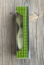 Charger l'image dans la galerie, Vintage Geometric Box Detail for HEDDON MAGNUM - FLO TADPOLLY w/RATTLE Fishing Lure in Sealed Original GEOMETRIC Box