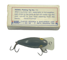 Cargar imagen en el visor de la galería, Top View with Box Bottom View of REBEL LURES Square Lip WEE R SHALLOW Fishing Lure in SILVER/BLACK BACK w/ STRIPES