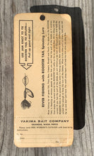 Cargar imagen en el visor de la galería, VINTAGE GRAPHICS • WORDEN'S JIFFY PLUG PB300 Fishing Lure • YAKIMA BAIT COMPANY