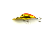 Load image into Gallery viewer, LEft Facing View of STORM LURES Wiggle Wart Fishing Lure in METALLIC GOLD/FLUORESCENT RED BACK