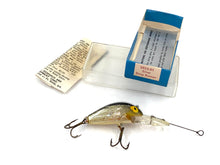 Cargar imagen en el visor de la galería, REBEL LURES Series 25 DEEP RUNNER Fishing Lure. SCREW HEAD MODEL in Original Box 2025-01 silver