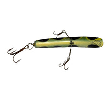 Lade das Bild in den Galerie-Viewer, Belly View of HELIN TACKLE COMPANY FAMOUS FLATFISH Wood Fishing Lure in FROG
