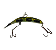 Load image into Gallery viewer, Left Facing View of HELIN TACKLE COMPANY FAMOUS FLATFISH Wood Fishing Lure in FROG
