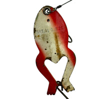 Cargar imagen en el visor de la galería, Dorsal View for HEDDON Dowagiac 3200 SERIES SPOONY FROG Antique Fishing Lure
