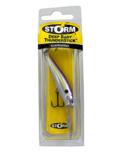Load image into Gallery viewer, STORM LURES 6 cm DEEP BABY THUNDERSTICK Fishing Lure in PURPLE  CHARTREUSE SHAD

