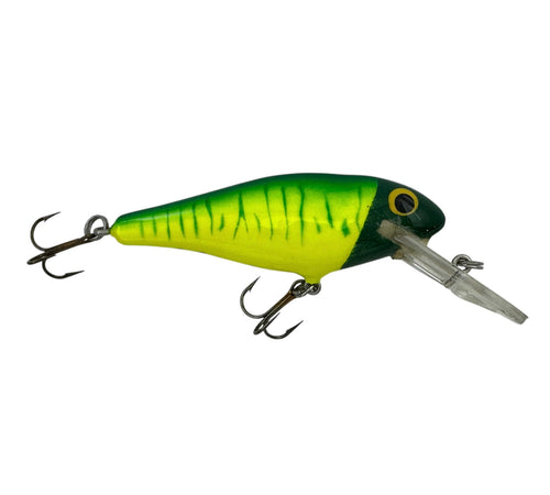 BAGLEY LURES BASS N SHAD Fishing Lure in Fluo GREEN on CHARTREUSE. A Salmon Snack!