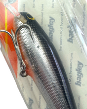 Load image into Gallery viewer, BAGLEY'S DEEP DIVING TECHNICAL KNOCKOUT FISHING LURE. BLACK on SILVER FOIL. TKO5DD BS. hook bite
