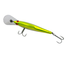 Load image into Gallery viewer, BAGLEY&#39;S DIVING BANG-O-B #6 Fishing Lure in CHARTREUSE on SILVER CHROME. Dorsal
