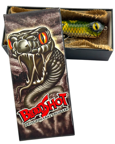 BLOODSHOT MORGUE WOODEN CHUGGER Topwater Wood Plug in GREEN FROG PATTERN