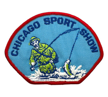 画像をギャラリービューアに読み込む, VINTAGE CHICAGO SPORT SHOW PATCH. FISHING and HUNTING.
