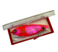 Lade das Bild in den Galerie-Viewer, Coho Special. Cordell 2300 Series Hot Spot. Flashy Fluorescent Pink. box
