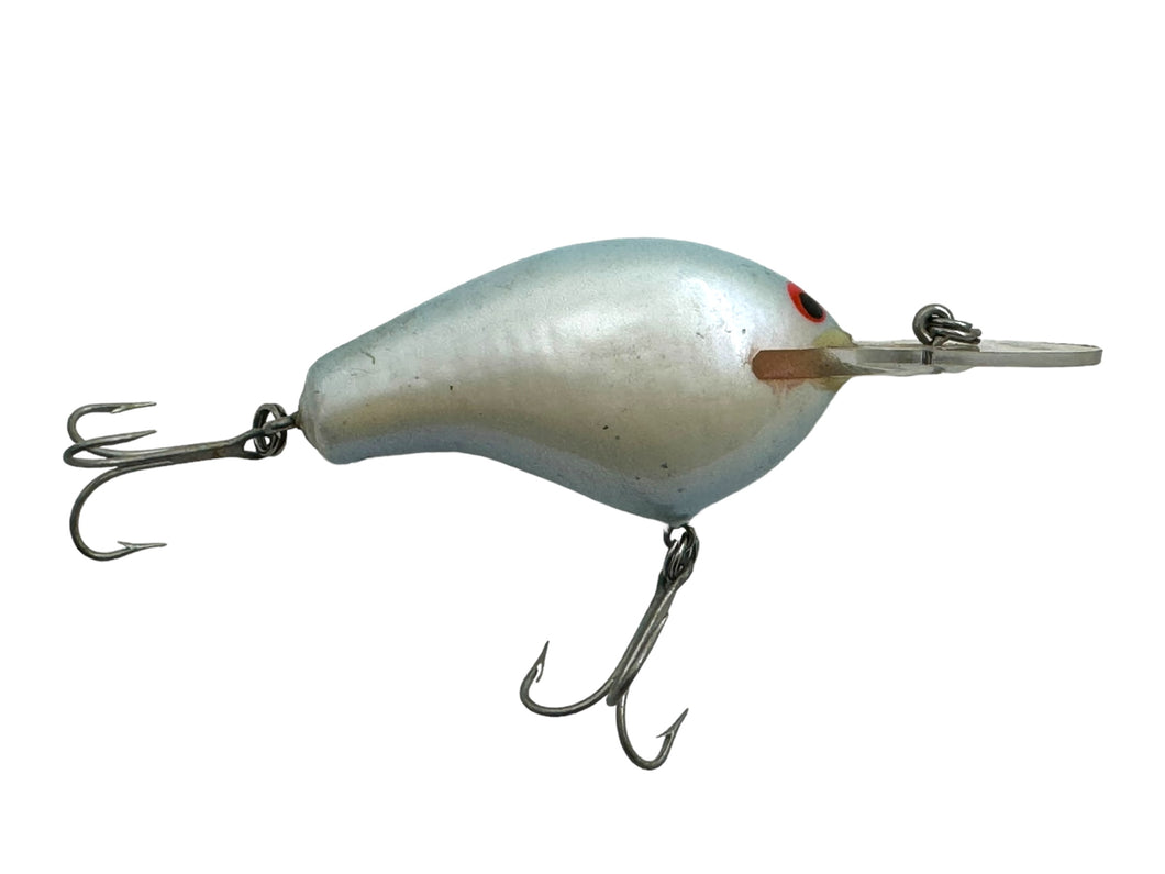 Right Facing View of BAGLEY BAIT COMPANY DIVING B #2 (DB2) Fishing Lure • 4 MB ALBINO