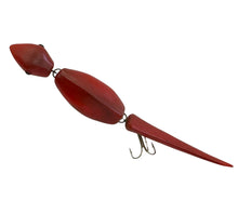 Lade das Bild in den Galerie-Viewer, Hinkle Lizard Antique Fishing Lure. Red.  D
