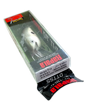 Load image into Gallery viewer, RAPALA DT THUG. SURE SET VMC HOOKS. PEARL GRAY SHINER. DTTSS
