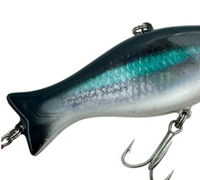 Load image into Gallery viewer, logo view for TOM MANN 3-D Nature Series EMERALD SHINER Vintage Fishing Lure
