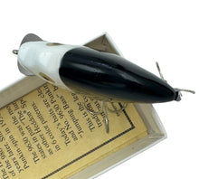 Load image into Gallery viewer, HEDDON LURES PUNKINSEED SPOOK FISHING LURE. Collector Box. 9630 BWHG D
