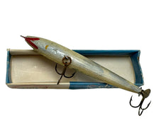 画像をギャラリービューアに読み込む, Belly View of REBEL LURES SPINNER MINNER 3100 Series TOPWATER MINNOW with Rear Prop Fishing Lure
