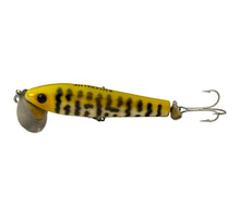 Lade das Bild in den Galerie-Viewer, Left Facing View of FRED ARBOGAST 5/8 oz JITTERSTICK Fishing Lure in FROG
