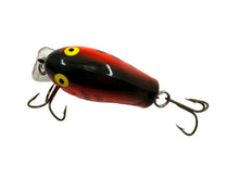 Load image into Gallery viewer, Back View of BANDIT LURES 1000 SERIES w/ Triple Grip Hooks Fishing Lure in RED CRAWFISH
