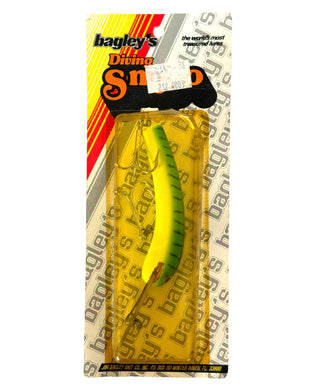 BAGLEY LURES DIVING SMOO 5 Wood Fishing Lure in BLACK TIGER STRIPE on FLUORESCENT GREEN CHARTREUSE