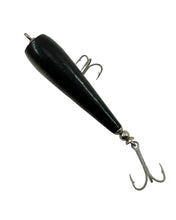 Lade das Bild in den Galerie-Viewer, Top or Back View for SMITHWICK LURES CARROT TOP Vintage Fishing Lure in BLACK SHINER
