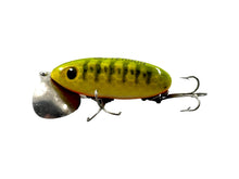 Lade das Bild in den Galerie-Viewer, Left facing View of 3/8 oz FRED ARBOGAST JITTERBUG Vintage Fishing Lure in GREEN PARROT
