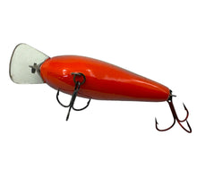 Load image into Gallery viewer, Belly View for COTTON CORDELL BIG O Fishing Lure in PERCH. Fred Young’s Balsa Wood Crankbait.
