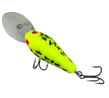 Load image into Gallery viewer, Back View for BOMBER BAIT COMPANY MAG A MAGNUM DIVER Fishing Lure in DULL FLUORESCENT YELLOW COACHDOG. 9A Ditch Digger. 
