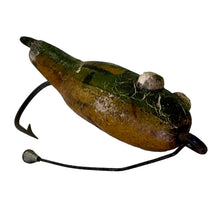 Load image into Gallery viewer, Line Tiew View of Antique PFLUEGER CONRAD FROG Fishing Lure
