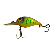 Charger l&#39;image dans la galerie, Left Facing View of STORM LURES SUSPENDING WIGGLE WART Fishing Lure in PURPLE HOT TIGER
