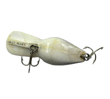 Cargar imagen en el visor de la galería, Belly View of STORM LURES WEE WART Pre-Rapala Fishing Lure in PURPLE SCALE
