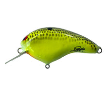 Load image into Gallery viewer, Signed View of BRIAN&#39;S BEES CRANKBAITS 2 1/2&quot; SQUARE BILL Fishing Lure. For Sale at Toad Tackle.
