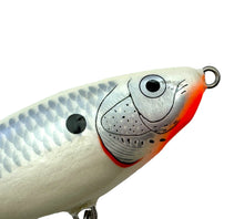 Cargar imagen en el visor de la galería, Up Close View of RAPALA GLR-15 GLIDIN&#39; RAP Fishing Lure in PEARL SHAD
