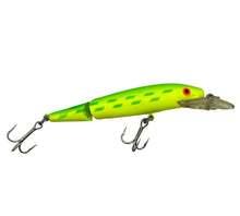 Load image into Gallery viewer, Right Facing View of Rebel Lures FASTRAC JOINTED MINNOW Fishing Lure in CHARTREUSE &amp; GREEN
