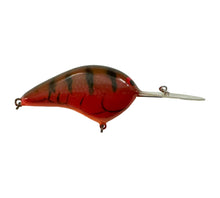 Cargar imagen en el visor de la galería, Right Facing View of  BRIAN&#39;S BEES CRANKBAITS Handmade Balsa Wood Fishing Lure in RED CRAWFISH, CRAYFISH

