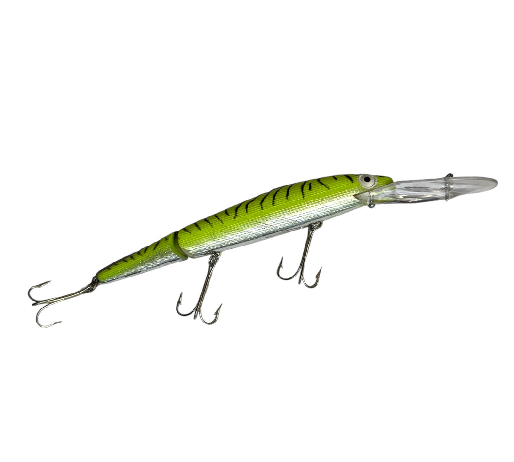Right Facing View of Rebel Lures JOINTED SPOONBILL MINNOW Fishing Lure in SILVER/CHARTREUSE/BLACK STRIPES