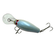 Load image into Gallery viewer, Top View of BAGLEY BAIT COMPANY DIVING B #2 (DB2) Fishing Lure • 4 MB ALBINO
