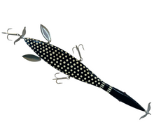Lade das Bild in den Galerie-Viewer, MUSKITA BAITS &amp; TACKLE. MUSKY PROPELLOR CUSTOM WOOD FISHING LURE. LOON DECOY SIZE. 5

