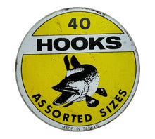 Charger l&#39;image dans la galerie, vintage esox fishing hook pocket tin. musky hooks
