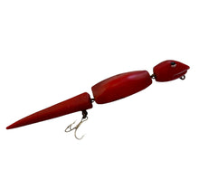 Lade das Bild in den Galerie-Viewer, Hinkle Lizard Antique Fishing Lure. Red. 

