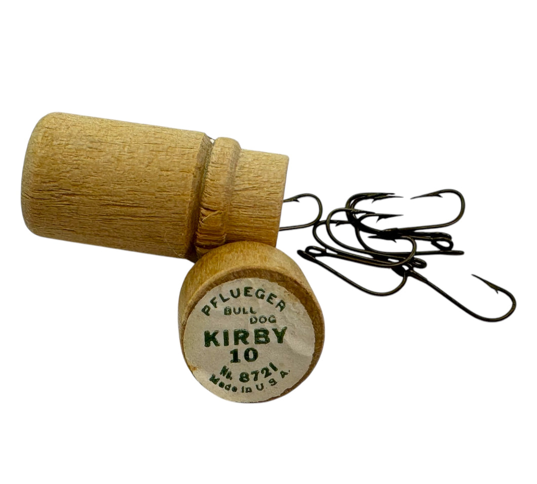 MADE IN USA • PFLUEGER BULL DOG BRAND KIRBY 10 FISH HOOKS in ORIGINAL ANTIQUE WOOD BARREL • No. 8721